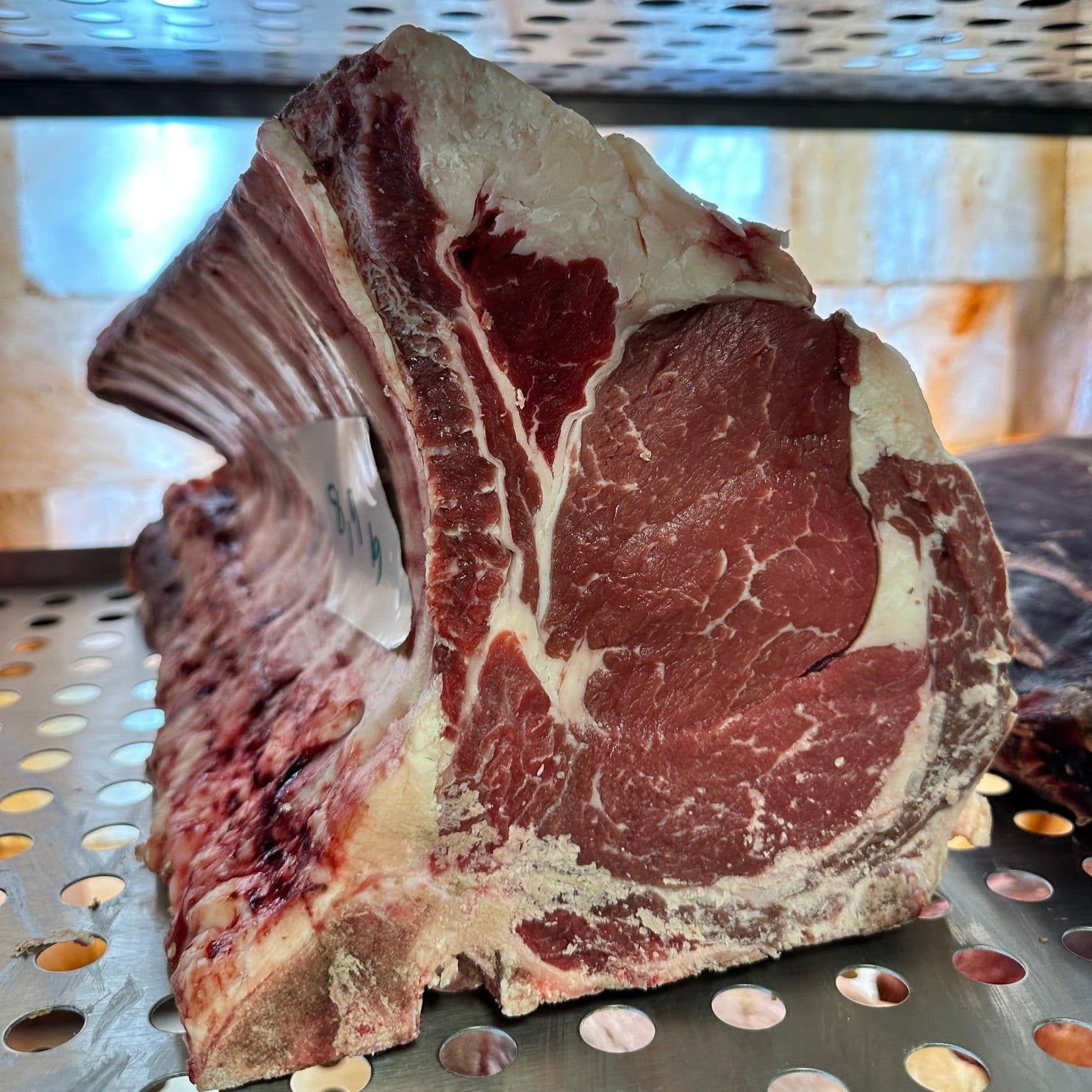 Dry age bøf og Vin. KUN 349,-